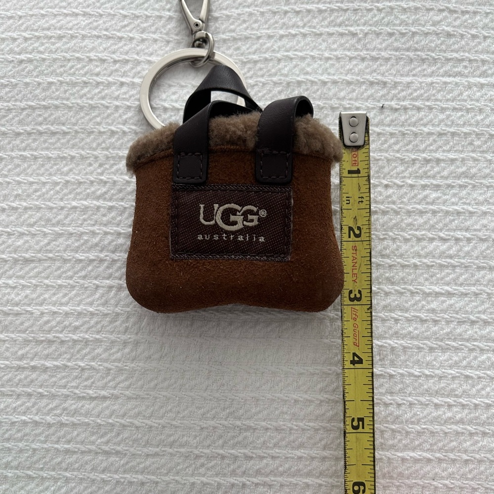 UGG Keychain - Picture 3 of 4